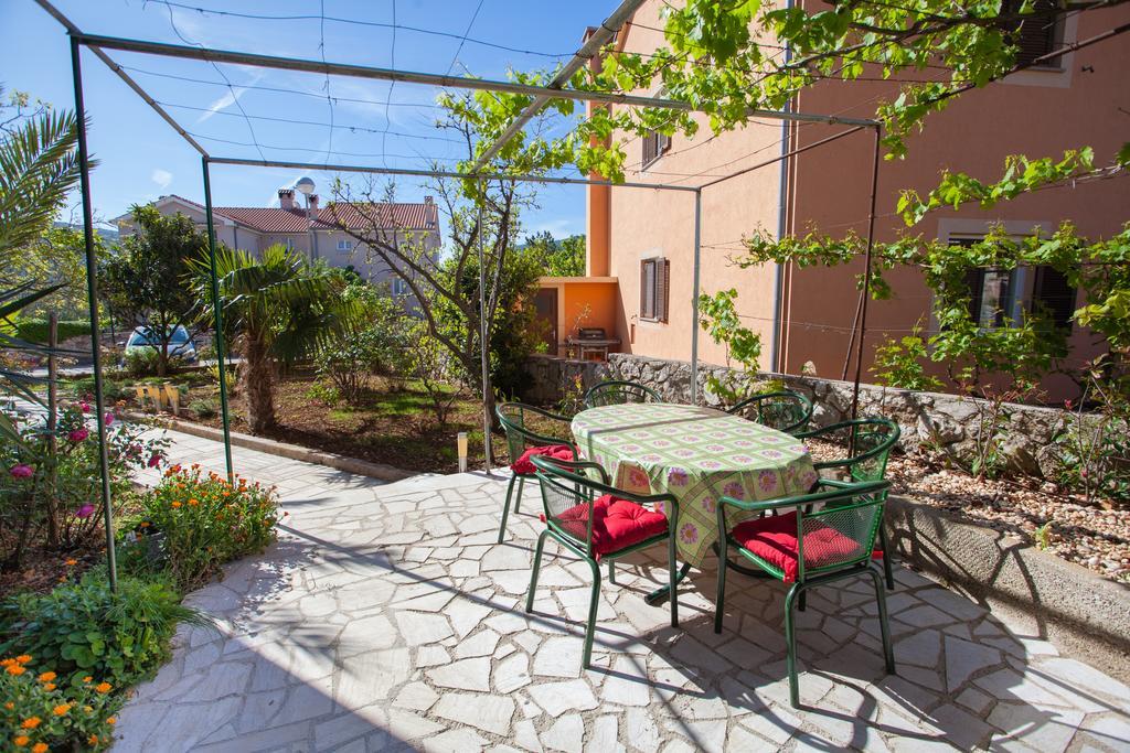 Apartman Petra Cres Buitenkant foto
